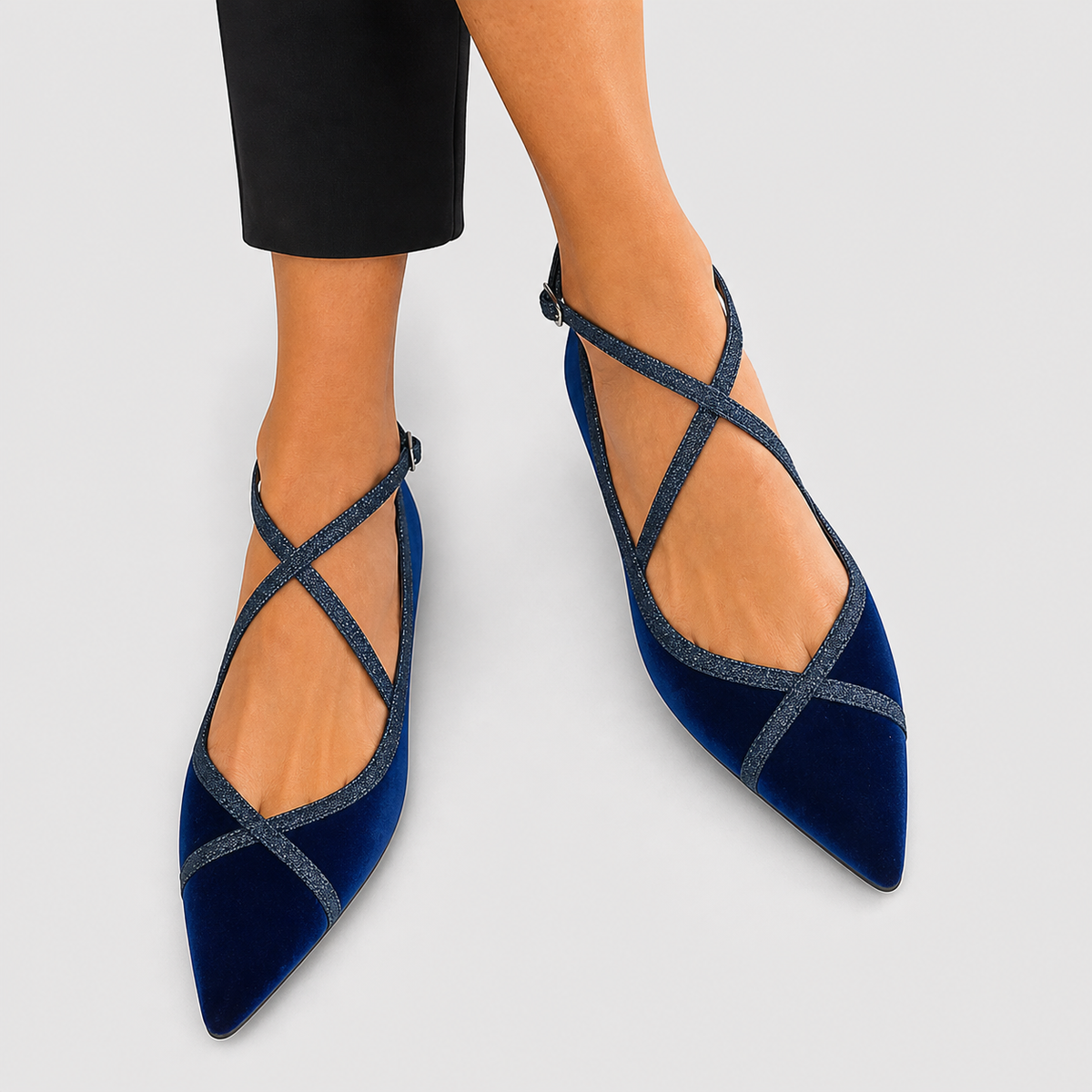 Noëlle | Chic Navy Blue Loafers