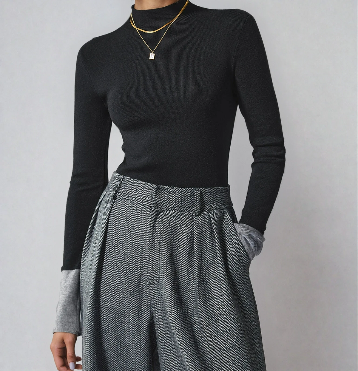 Isla | Contrast Cuff Mock Neck Sweater