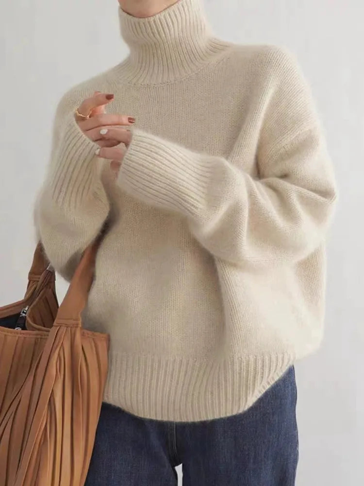 Solvina | Classic Turtleneck Sweater