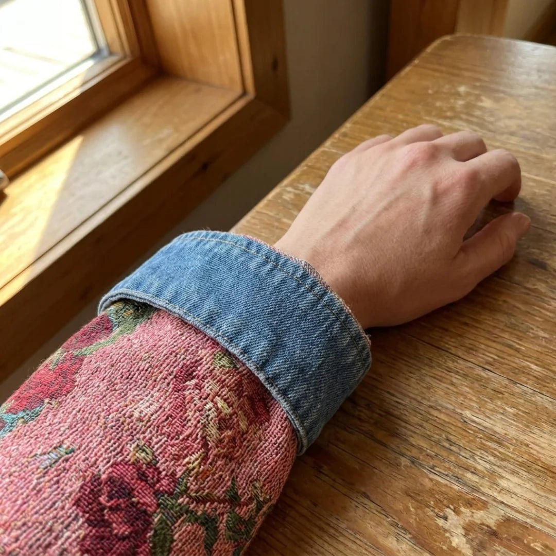 Close-up of the denim cuff of the Charlene at the wrist